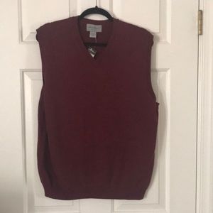 Eddie Bauer sleeveless sweater vest burgundy size L